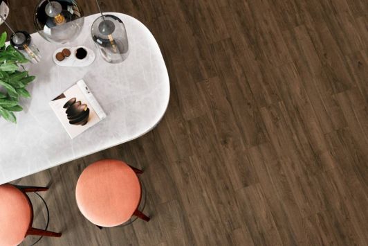 Realwood от Delacora – фото кафеля из коллекции и цена в каталоге «Эмарти